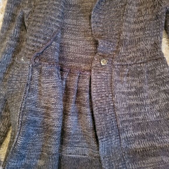 Brown Sweater Size Small - Picture 5 of 8